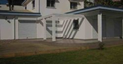 Villa à étage à 5mn du lycée français, Ambatobe