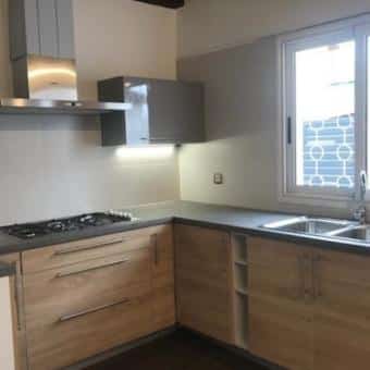 A louer une belle villa T5 à étage située dans une résidence sécurisée à Tanjombato