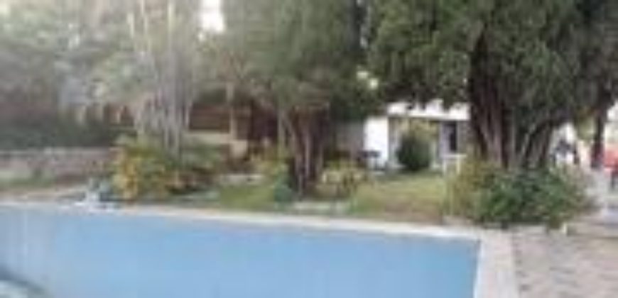 Magnifique villa F4 avec piscine, Mahazoarivo