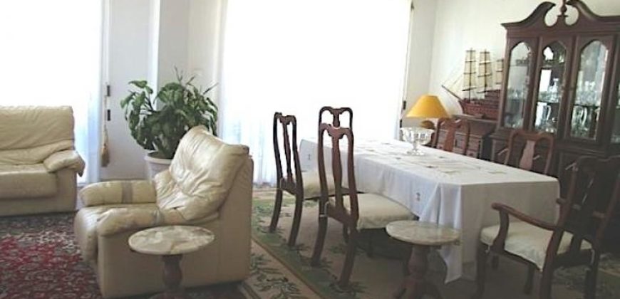 Villa F8, Nanisana