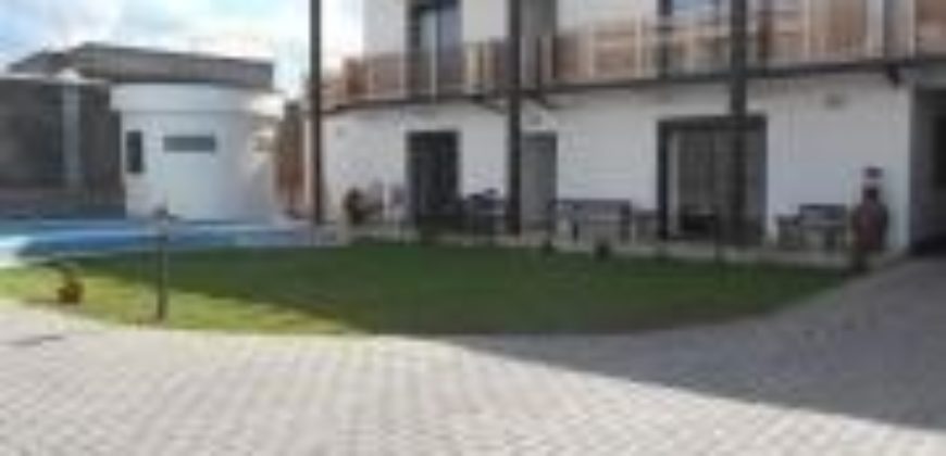 Villa F6 avec piscine, Ivandry