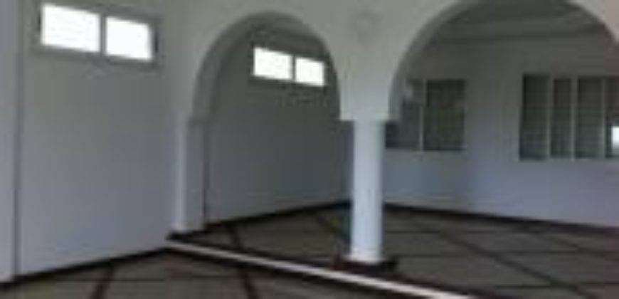 Villa F7, Androhibe