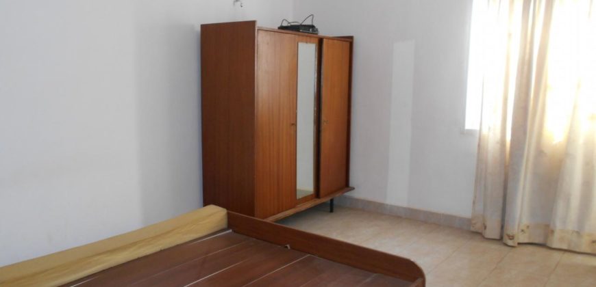 Appartement T4, Ampahibe