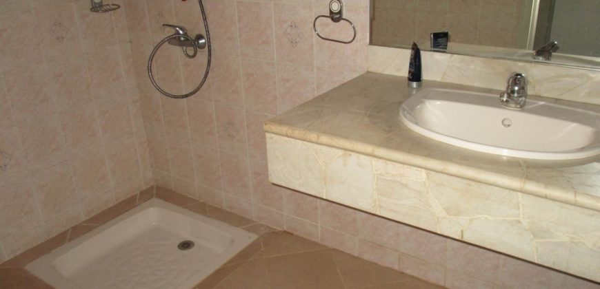Villa F4, Tanjombato
