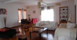 A louer une charmante villa de type F5 semi-meublée située à Ilaivola Ivato