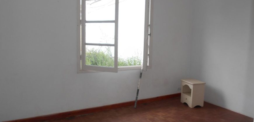 Villa F4 , Cité Planton