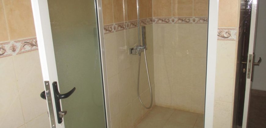 Villa F6, Ambohipo