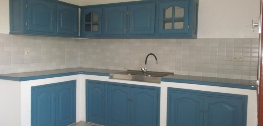 Villa F6, Ambohipo