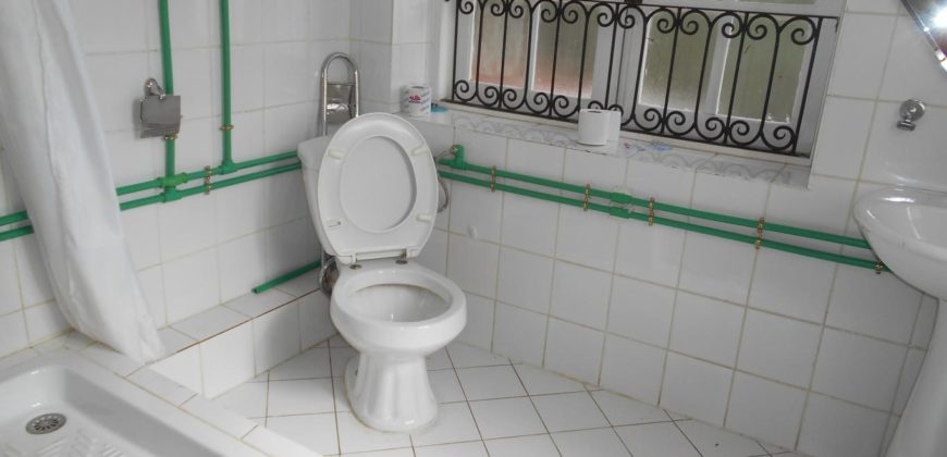 Appartement T4, Isoraka