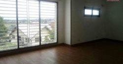 Quelques appartements neufs T3 et T4, Ambatolampy Ambohibao