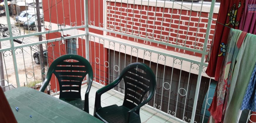 Villa rénovée située dans un quartier sécurisé au sein de la cité d’Ampefiloha