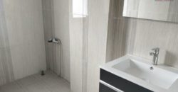 Appartement de type T3 dans un immeuble neuf, Tsiadana