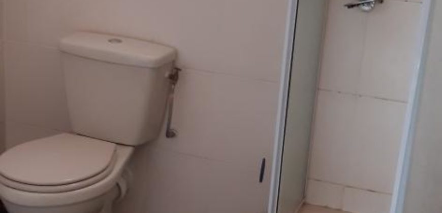 À vendre : Propriété de 1862 m² comprenant 2 villas et un studio, située à Iavoloha