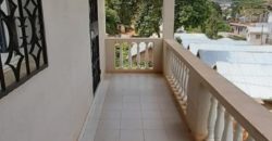 À vendre : Propriété de 1862 m² comprenant 2 villas et un studio, située à Iavoloha