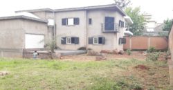 Villa F6 à vendre  située dans un quartier résidentiel à Androhibe