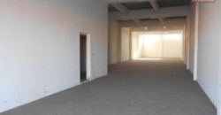 Entrepot 250m2 , Anosizato