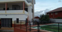 Grande villa de type F8 avec piscine, Alakamisy Ambohidratrimo
