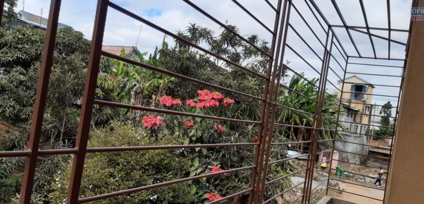 Villa F4 située dans un quartier calme  Andoharanofotsy