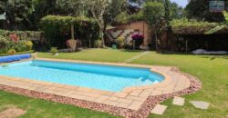 A louer une magnifique villa F7 avce piscine et jardin située dans une belle résidence sécurisée à Ambatobe