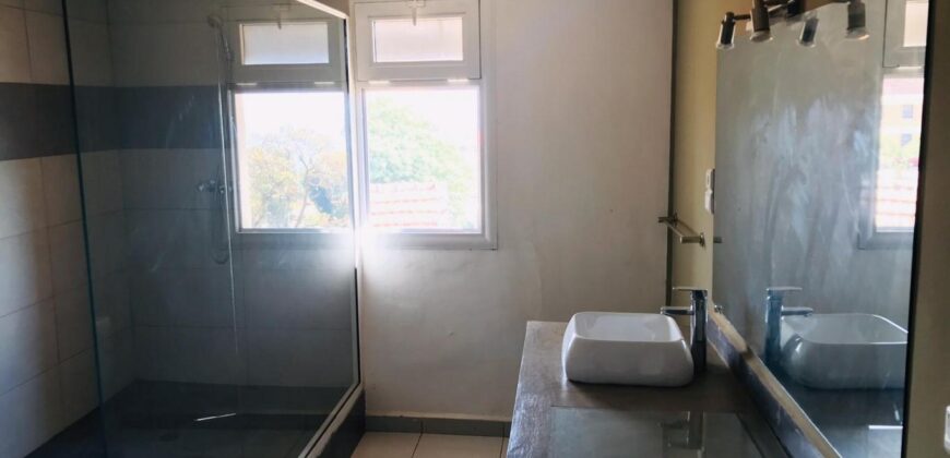 Maison F6 , Andohalo