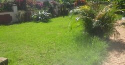 Villa F4 avec jardin et parking à vendre située près de l’école française C à Ambatolampy