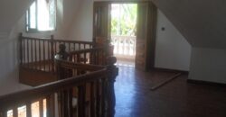Villa F4 avec jardin et parking à vendre située près de l’école française C à Ambatolampy