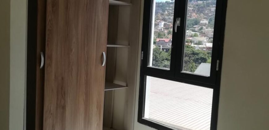 Appartement T4, Ambatoroka