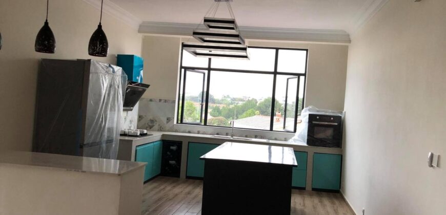 Appartement de 145,13M2 avec piscine, Talatamaty