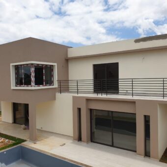 4 villas F5 , Mandrosoa Ivato