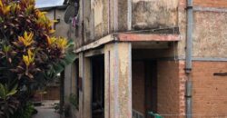 A vendre villa traditionnelle à rénover située à Ambohimanarina