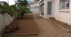 Villa F4, Alasora