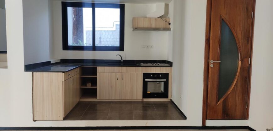 A louer appartements T3 à T5 avec piscine et vue dégagée situés à 10 min d’Ambatobe