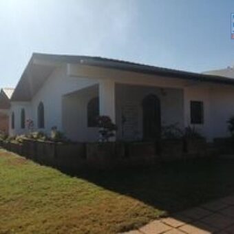Villa plain pied de type F6 dans une résidence sécurisée, Ambohibao