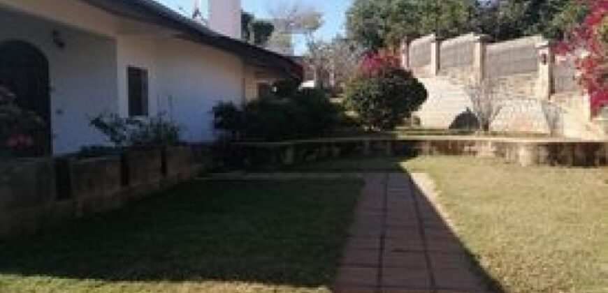 Villa plain pied de type F6 dans une résidence sécurisée, Ambohibao