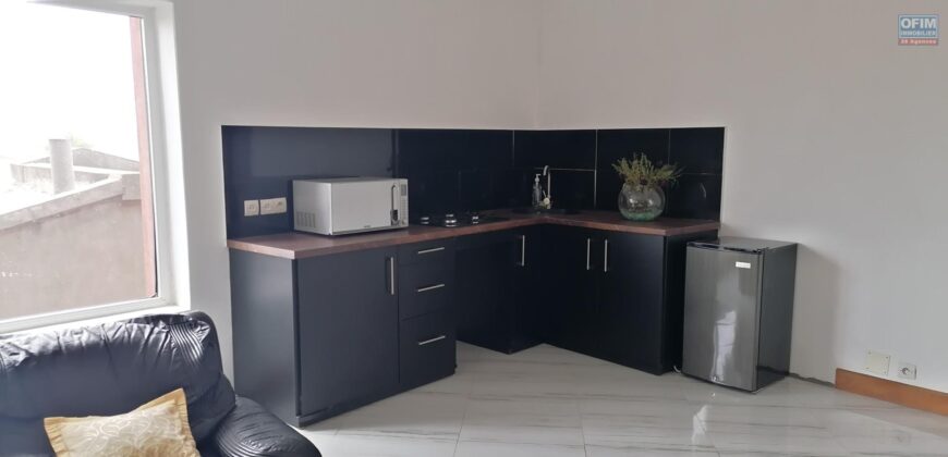Appartement meublé de standing T3, Talatamaty