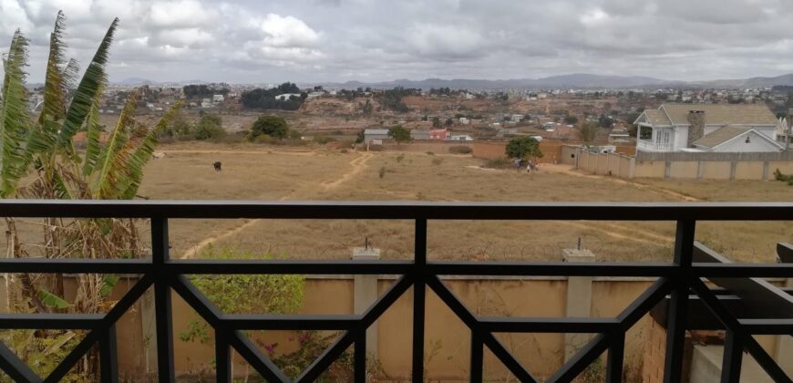 Villa F6, Ilafy