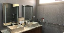 A vendre un bel appartement T4 situé dans un quartier résidentiel prisé à Ambatobe