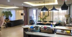 A vendre un bel appartement T4 situé dans un quartier résidentiel prisé à Ambatobe