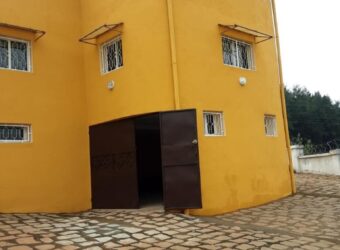 Vente villa F5 à étage située à Alasora
