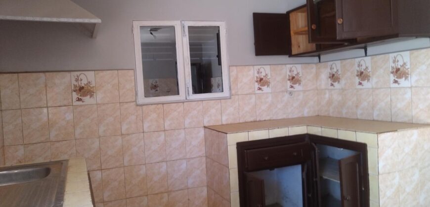 Vente villa F5 à étage située à Alasora