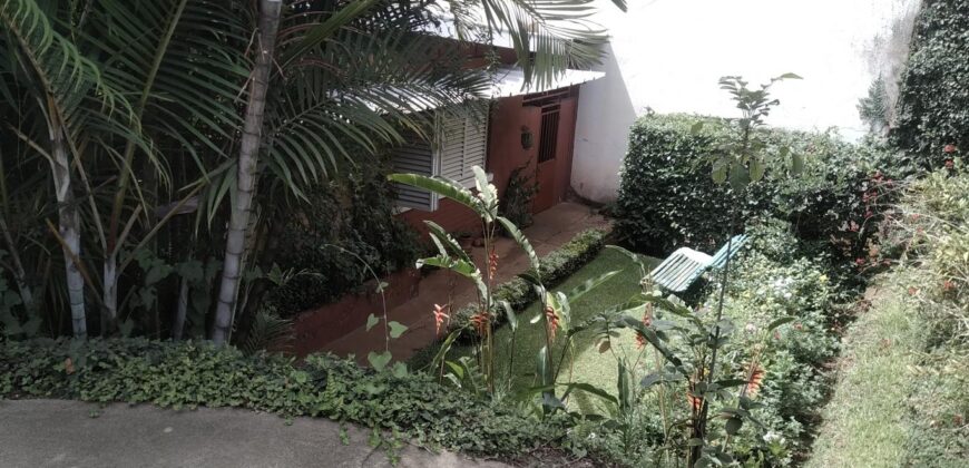 Vente villa F4 sur un terrain de 540 m2 à Nanisana
