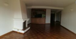 A vendre u n charmant appartement T3 situé dans une résidence sécurisée à Mandrosoa Ivato