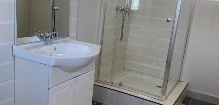 Villa F5 , Ambohibao