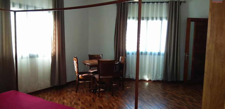 Maison F5, Ambohijanaka