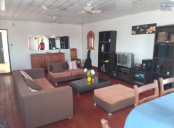 Villa R+2 avec trois appartements indépendants, Ivato