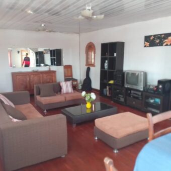 Villa R+2 avec trois appartements indépendants, Ivato