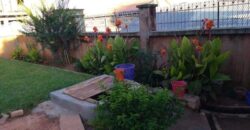 Villa F3 à finir sur un terrain de 604M2, Ankadikely