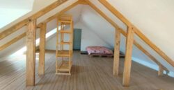 A vendre une coquette villa F5 à étage située dans un quartier calme et sécurisé à Mahatony Ivandry