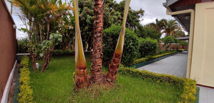 A vendre une villa F5 située dans une résidence sécurisée à Soavina Tanjombato