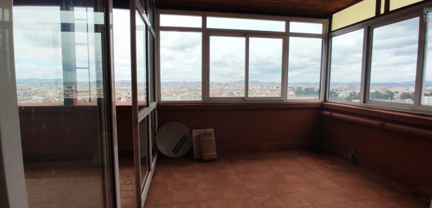 Bel appartement T4, Fort Voyron